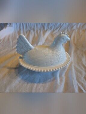 Indiana Glass milk White glass Hen Covered Dish with Beaded Rim